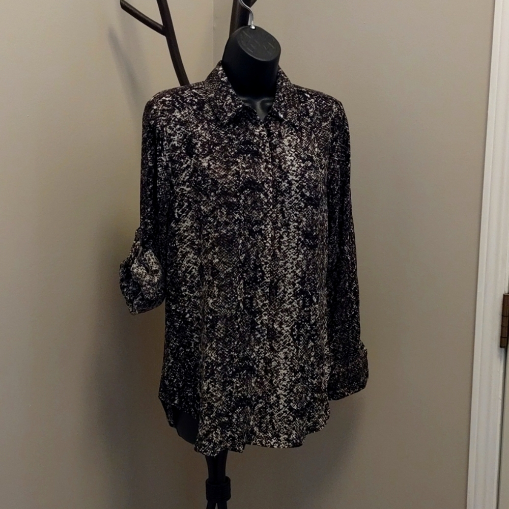 Mossimo button down "snakeskin" blouse
